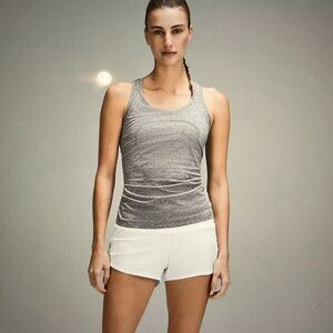BRAND NEW white lululemon speed up shorts 2.5”